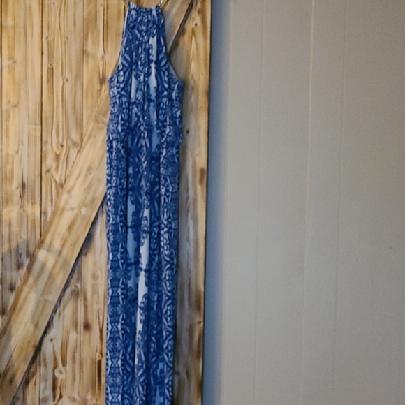 Dress - Picture 4 of 5